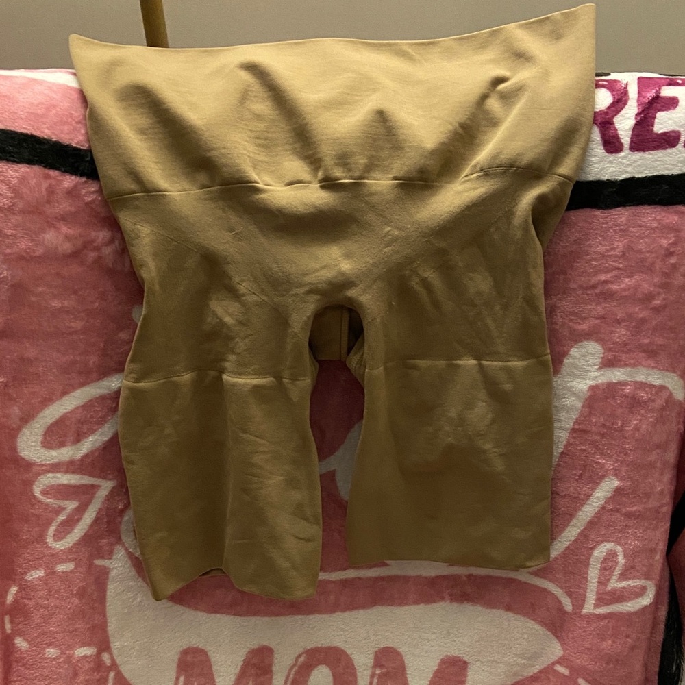 SKIMS Tan Shapewear